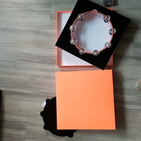 Drunk Elephant Orange Tambourine  Large Cardboard Box New - Picture 8 of 12